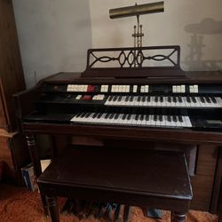 1960 Wurlitzer Organ Model 4100