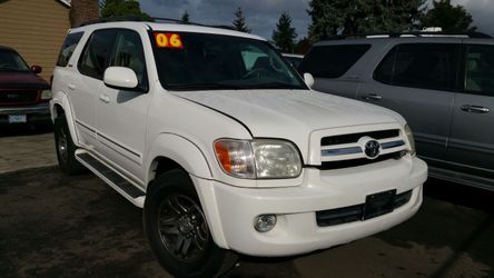 2006 TOYOTA SEQUOIA LIMITED V8 iFORCE LEATHER