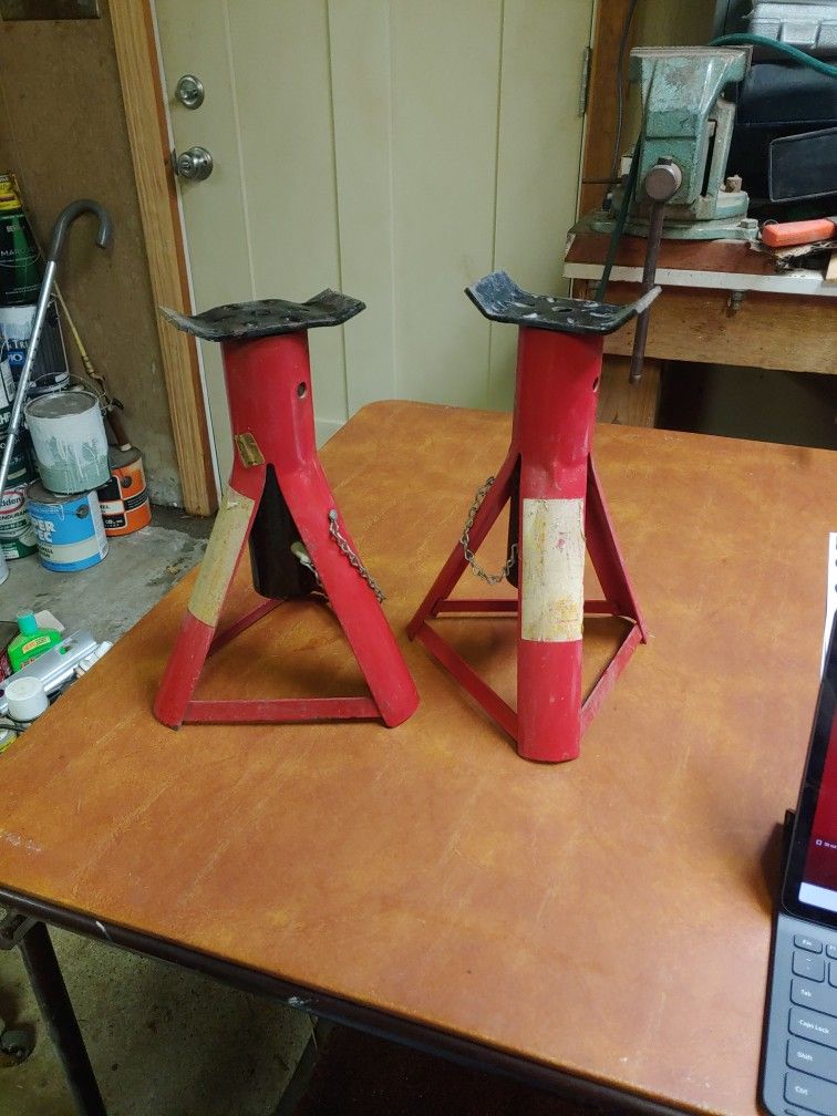 Car Jack Stands