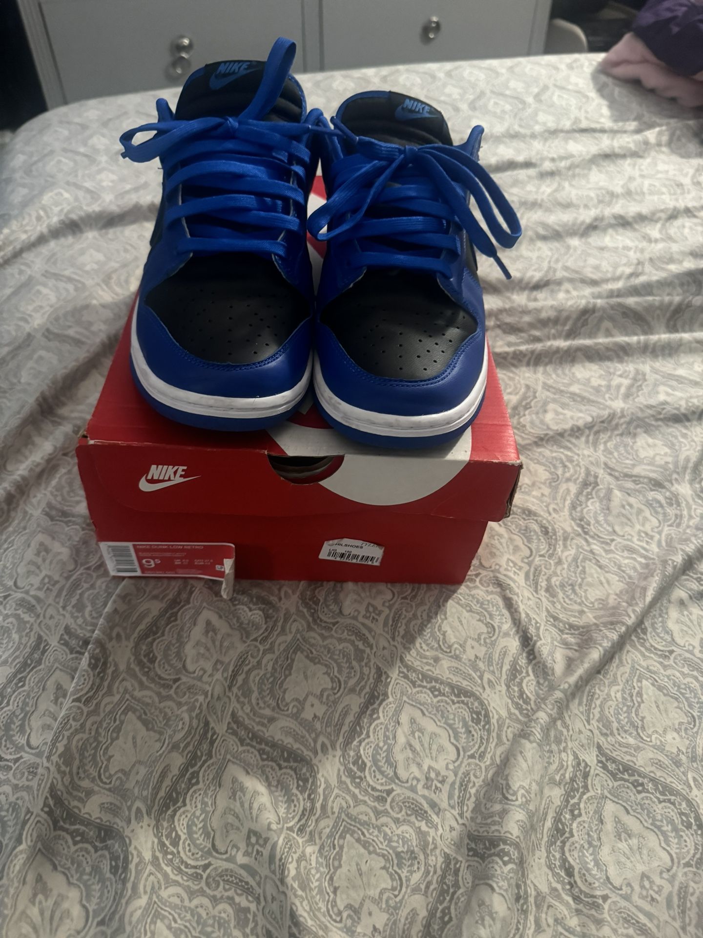 Nike Dunk low Retro/ 9 1/2 $60