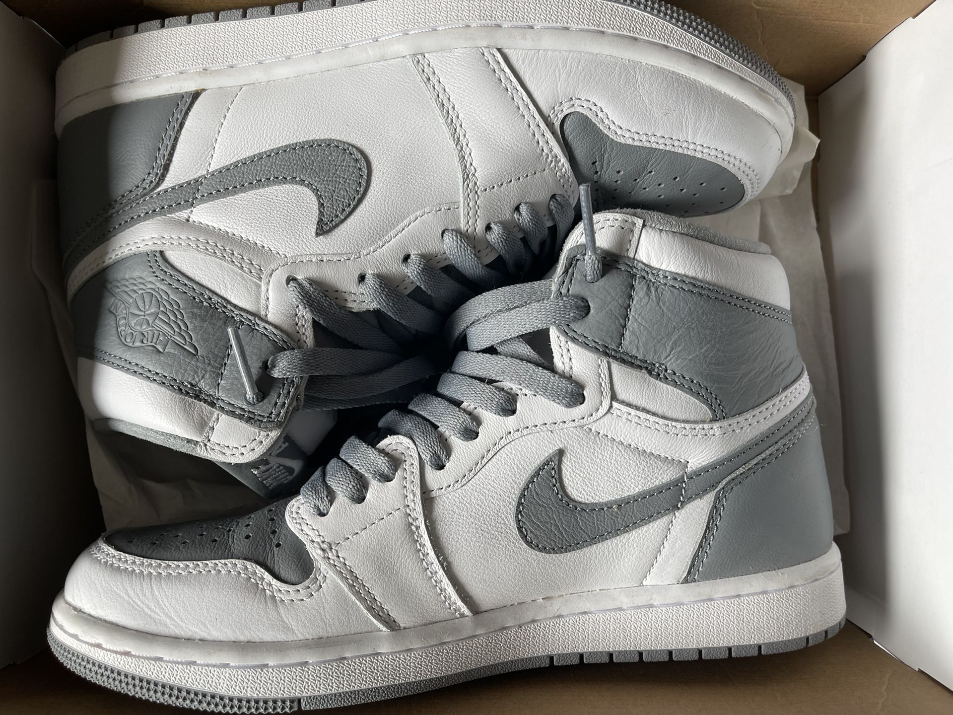 Jordan 1 Retro High OG- Stealth