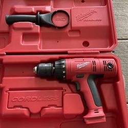 Milwaukee Lok-Tor Series 14.4 Volt 1/2” Driver/Drill in Case