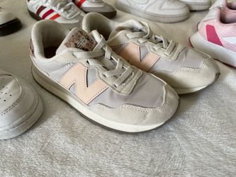 Kids shoes