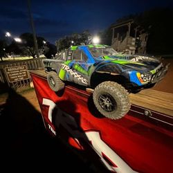 Traxxas Slash Ultimate  💫COMBO💫