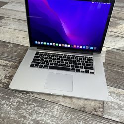 MacBook Pro Retina 15” i7 16GB RAM 1TB Flash Storage W/ Final Cut And Logic Pro X 2022 Plus More! 