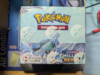 Pokemon TCG Sword & Shield Chilling Reign Booster Box Sealed