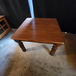 Side/Coffee Table