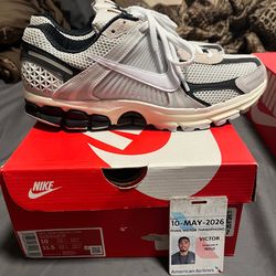 Nike Vomero 5 Size 10 $80