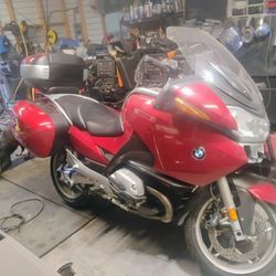 2005 BMW R1200RT Sport Touring Motorcycle