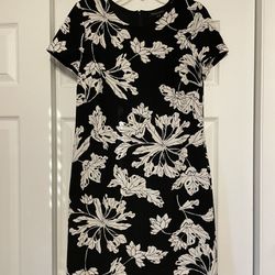 Banana Republic Black & White Floral Dress - Size 6