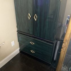 wardrobe closet dresser 