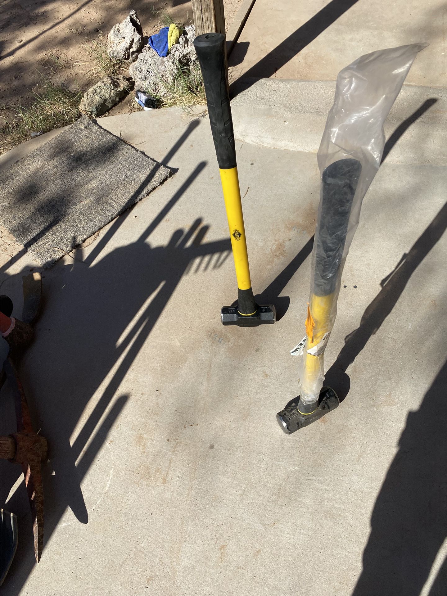 8 Lb Sledgehammers Nupla ,Shock Absorbing Handle, With Over Strike Protection