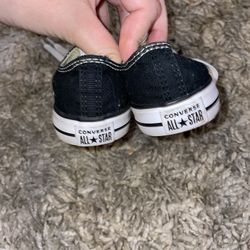 Size 6 Toddler Converse!