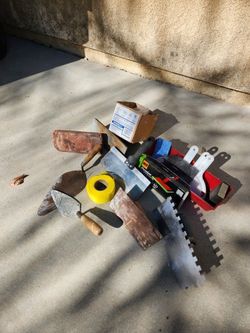 Trowel And Accessories