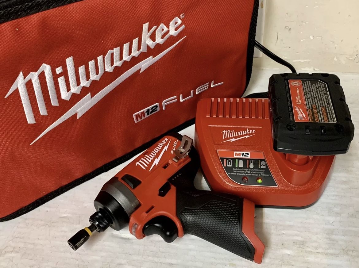Milwaukee M12 Fuel