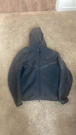 Black Nike tech size medium