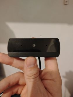 Black USB Webcam with Built-In Microphone