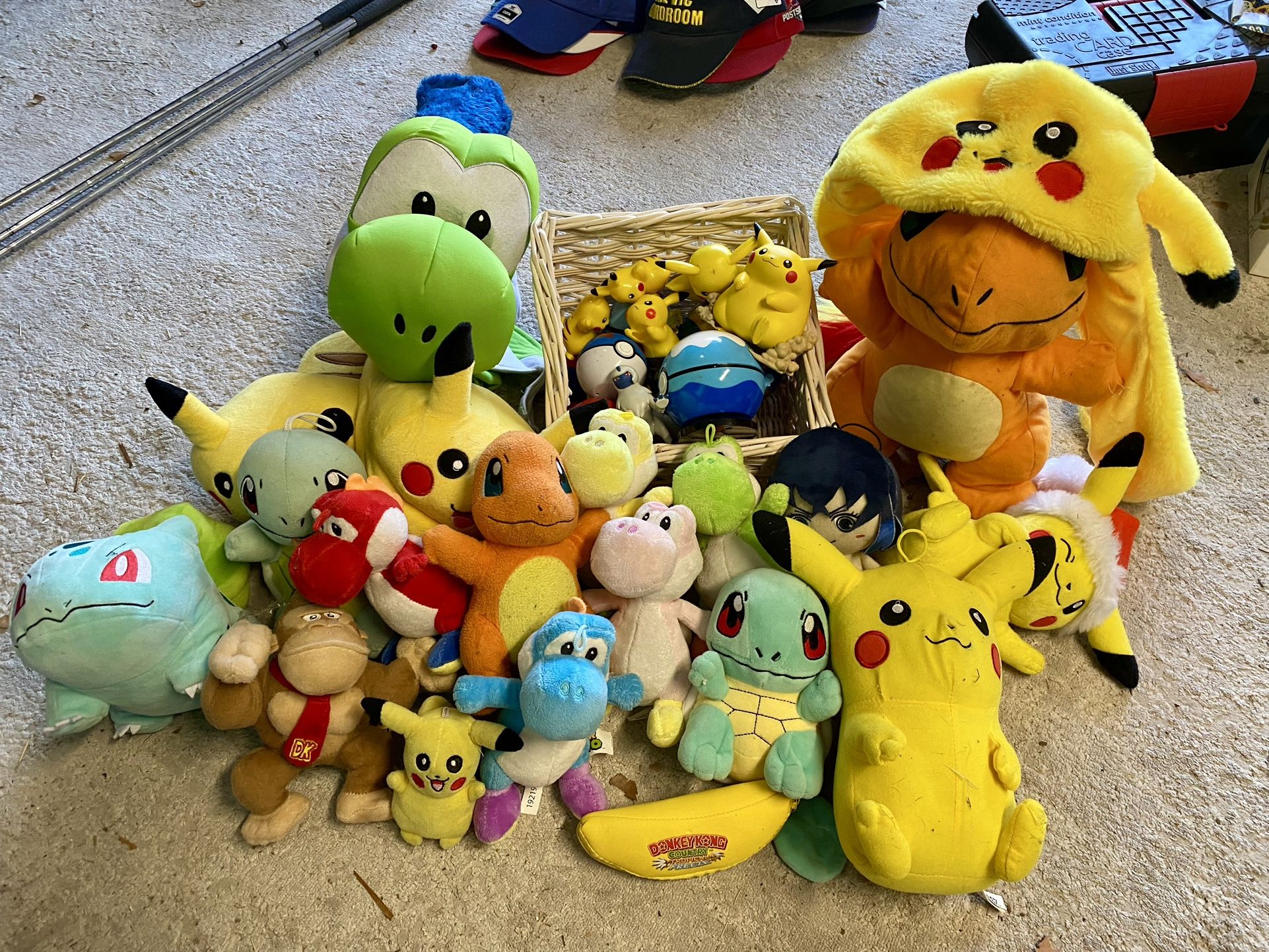 Pokemon Plush Lot Pikachu Nintendo Yoshi Squirtle Bulbasaur DK Poké Ball