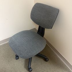 Adjustable Rolling Office Chairs for Conference Room