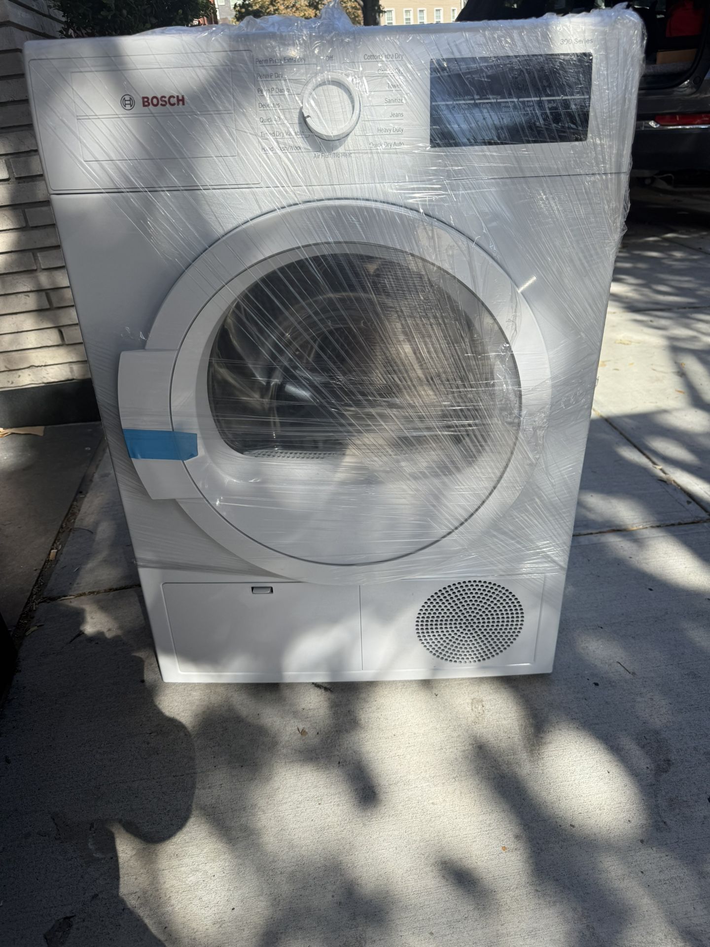Bosh Electric Dryer 300 Series New