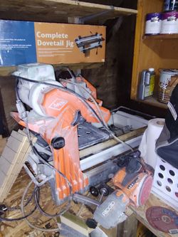 Tile saw