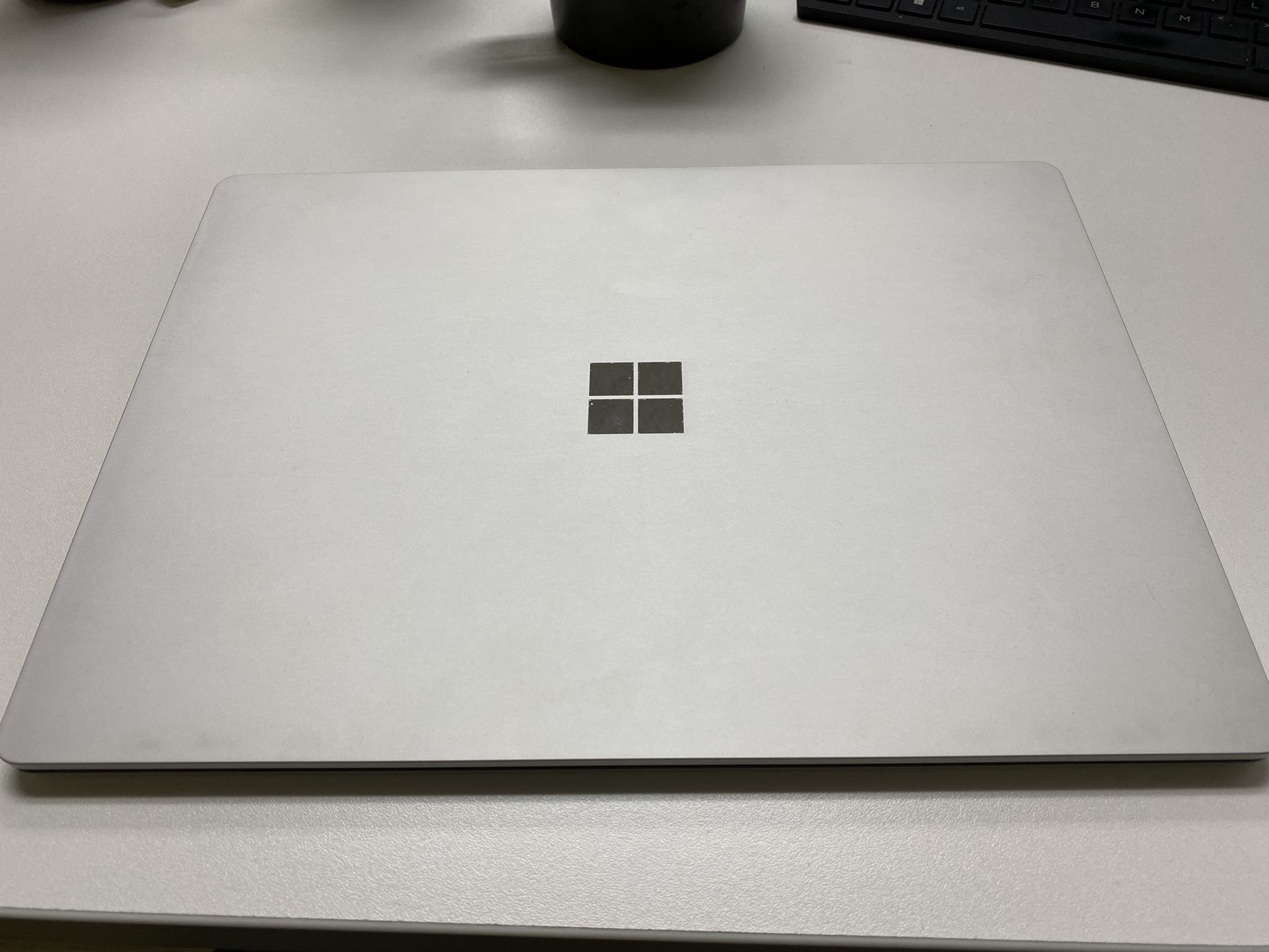 Microsoft Surface Laptop