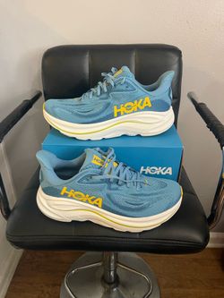 Hoka Clifton 10/ size 13D Men’s $100