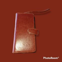 Women's Leather Phone Case And Wallet For An Iphone 12