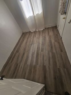 Silvershore Oak Laminate Flooring 110 square feet