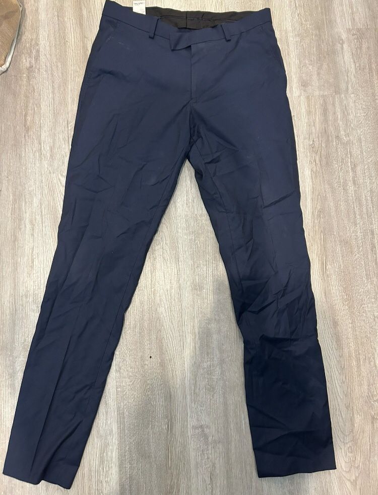 manes blue pants