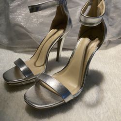 Women’s Strap Heels