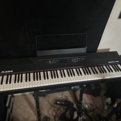 Alesis Recital Pro