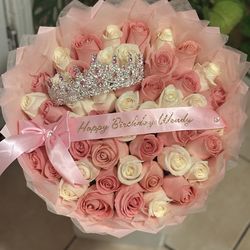 Ramo buchon roses flower bouquet