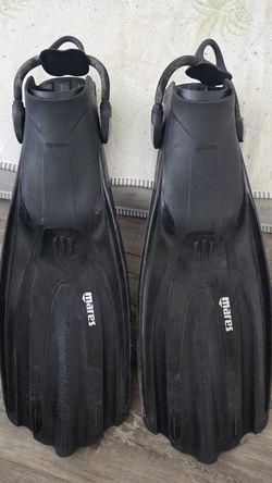 Scuba fins