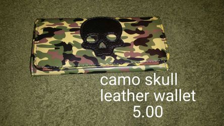 Camo skull leather wallet