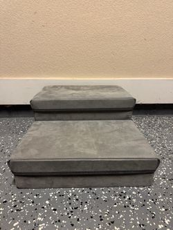 Dog stairs