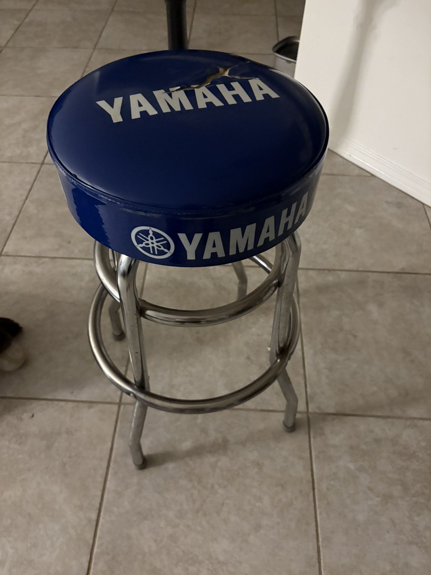 Yamaha Stool