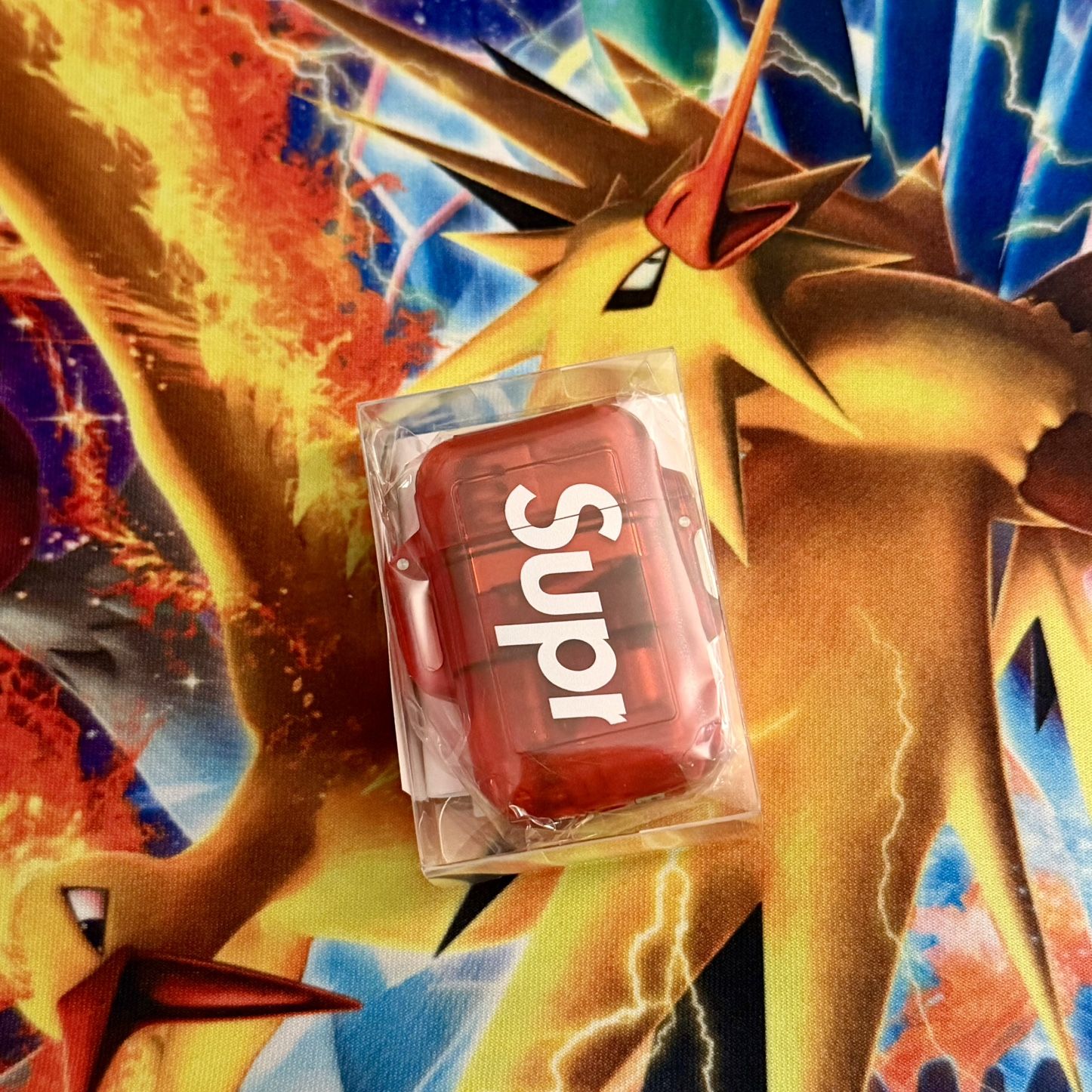 Supreme®/Windmill Zag Lighter Red