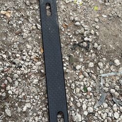 2022-2024 Rivian R1T Upper Right Bed Main Molding Cover Trim PT00030678 -28-B-R