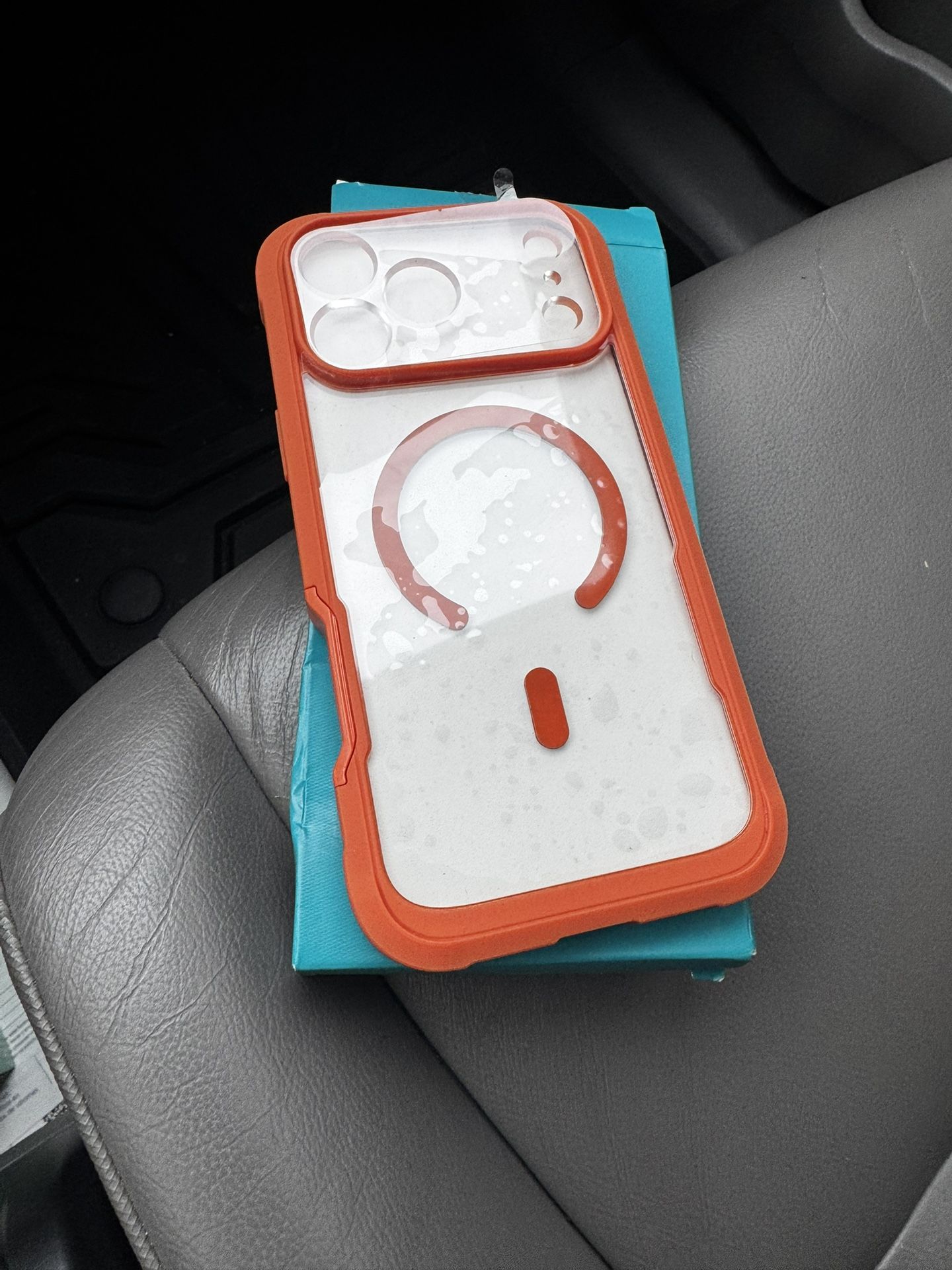 iPhone 17 Pro Max - Rugged Case With Built In Screen Protector (New)