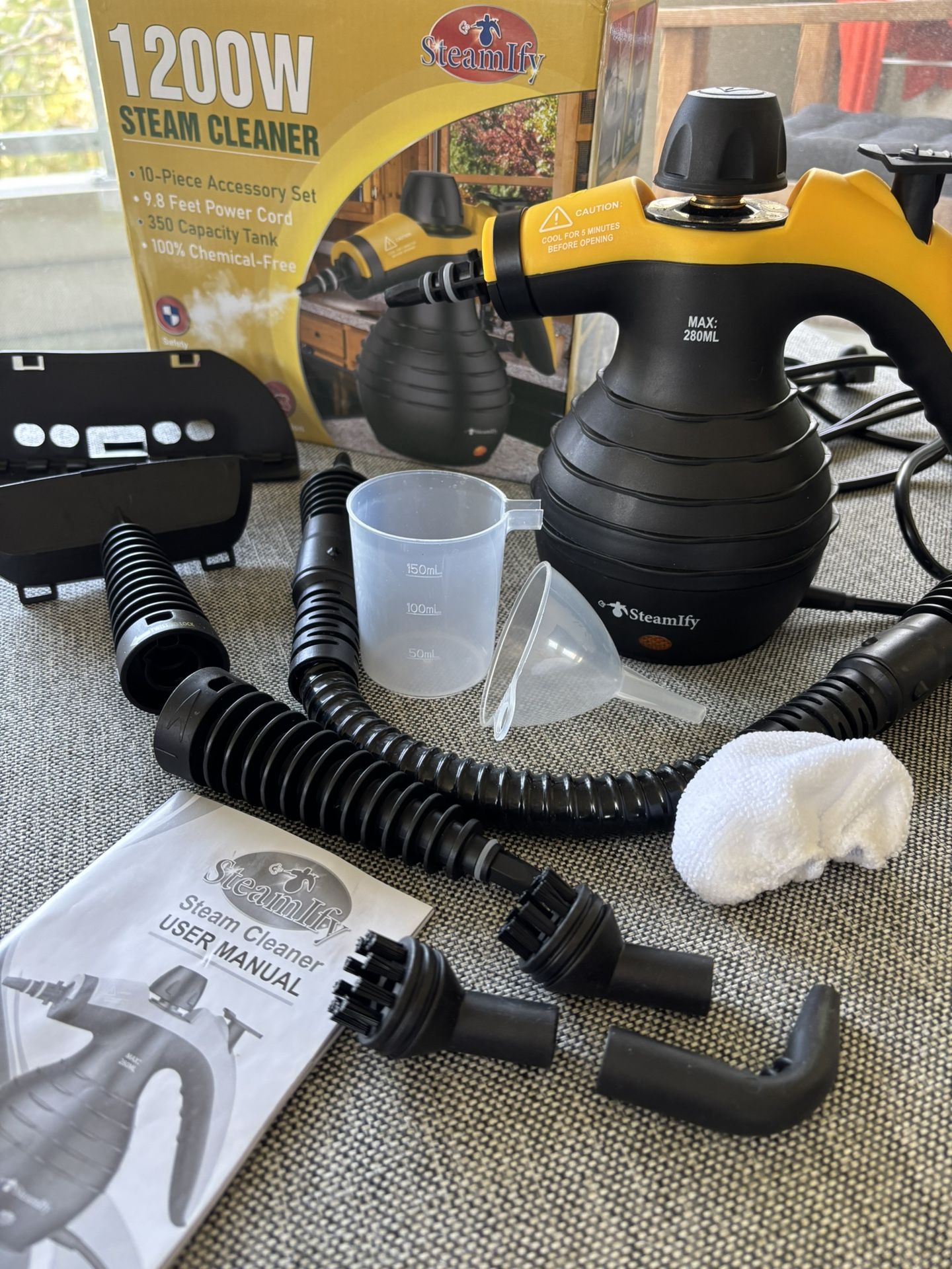 Steamlfy Steam Cleaner, 1200W, 99% Sterilization, No Chemical Cleaning **Local Pickup Only**
