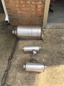 Muffler