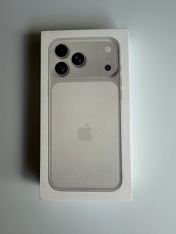 Apple iPhone 17 Pro Max 1 TB Factory Sealed Unlocked Silver