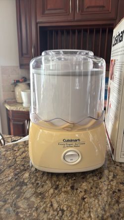 Cuisinart Frozen Yogurt- Ice Cream & Sorbet Maker