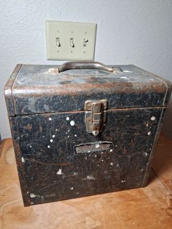 Craftsman Metal Toolbox Vtg (Trop & Pecos)