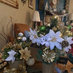 Handmade Christmas Centerpieces
