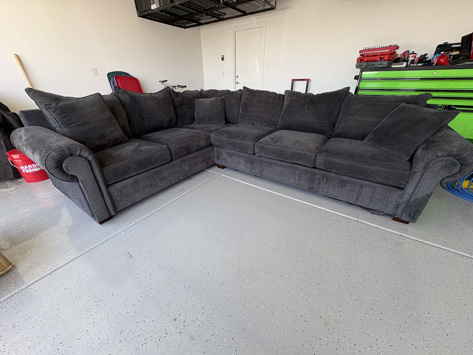 Couch/Sectional
