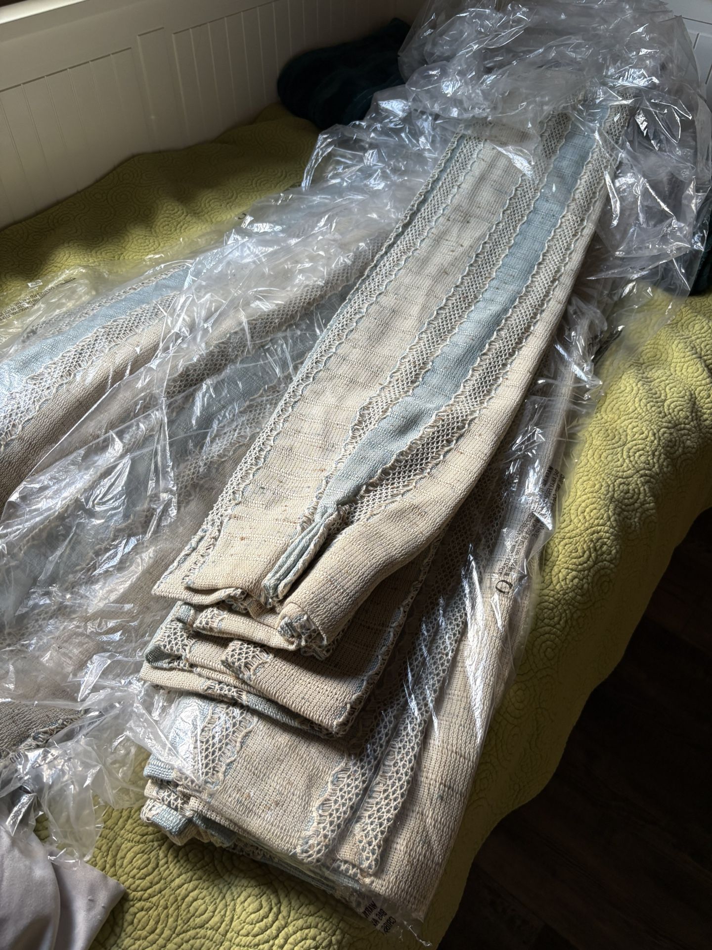 Free Curtain Panels