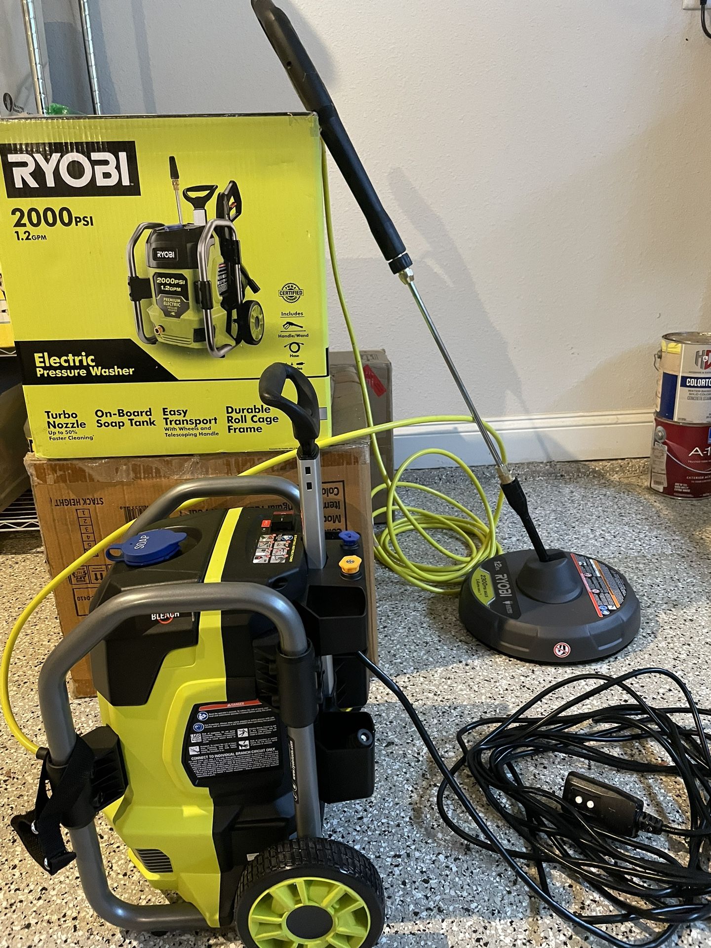 Ryobi Pressure Washer and Circular Surface Cleaner Attachment 