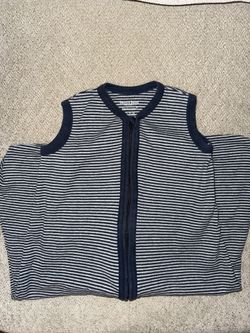 Burt’s Bees Wearable Blanket